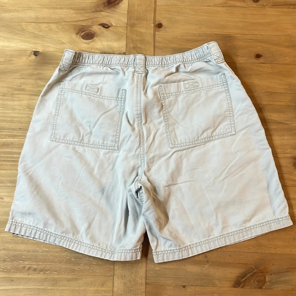 Mens cargo shorts Wrangler button up with extra side zipper pocket size 36 - Picture 3 of 5